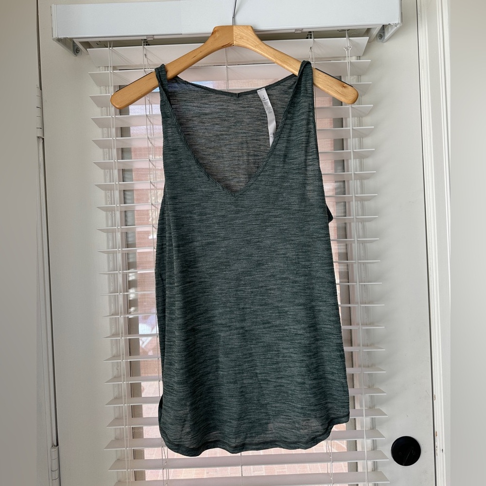 Lululemon Twist Strap Tank size 8